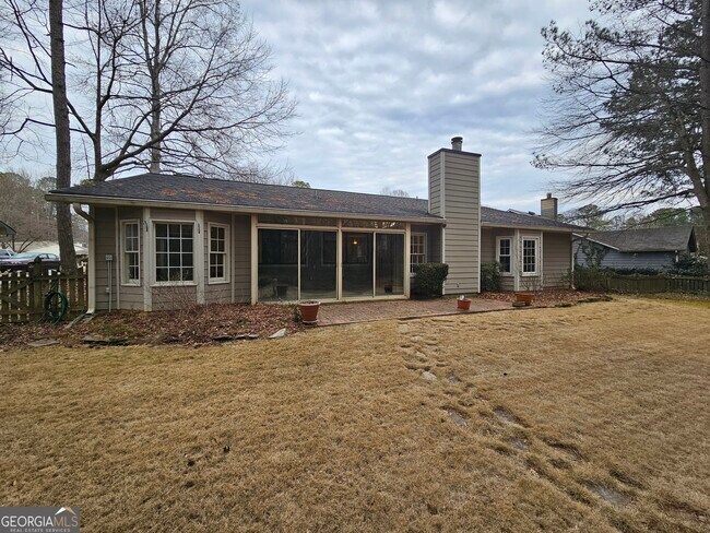 Building Photo - 108 Glendale Dr