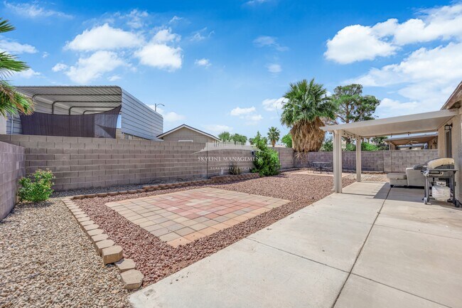 Building Photo - 5037 Sock Hop Way