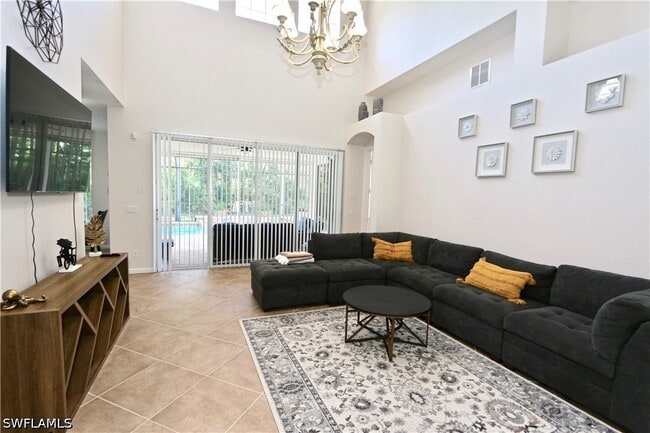 Building Photo - 15578 Vallecas Ln