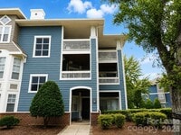 Building Photo - 424 Mather Green Ave