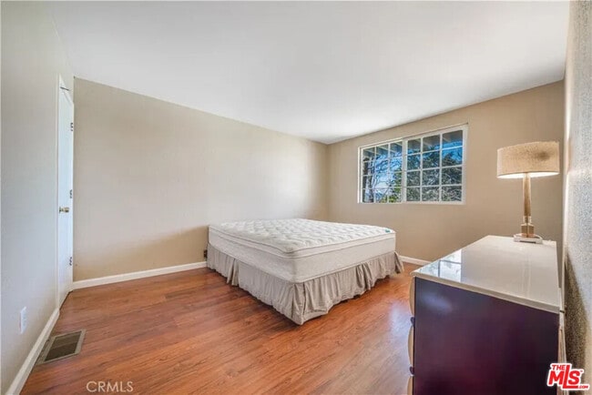 Building Photo - 28665 Zion Dr