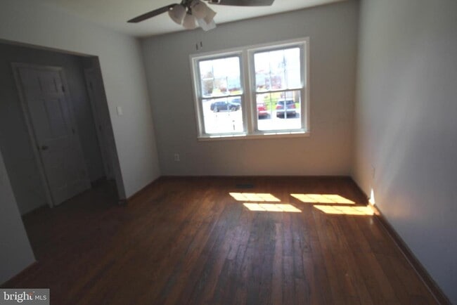 Building Photo - 2915 Pheasant Ln