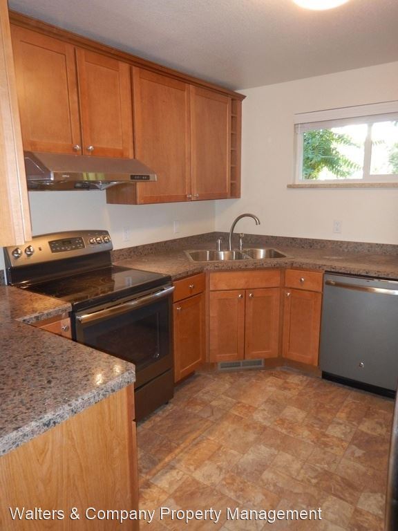 2 br, 1 bath House 4218 Zuni Street 4218 Zuni St Denver CO 80211