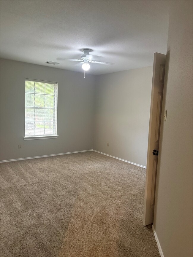 Building Photo - 16835 Goodfield Ct