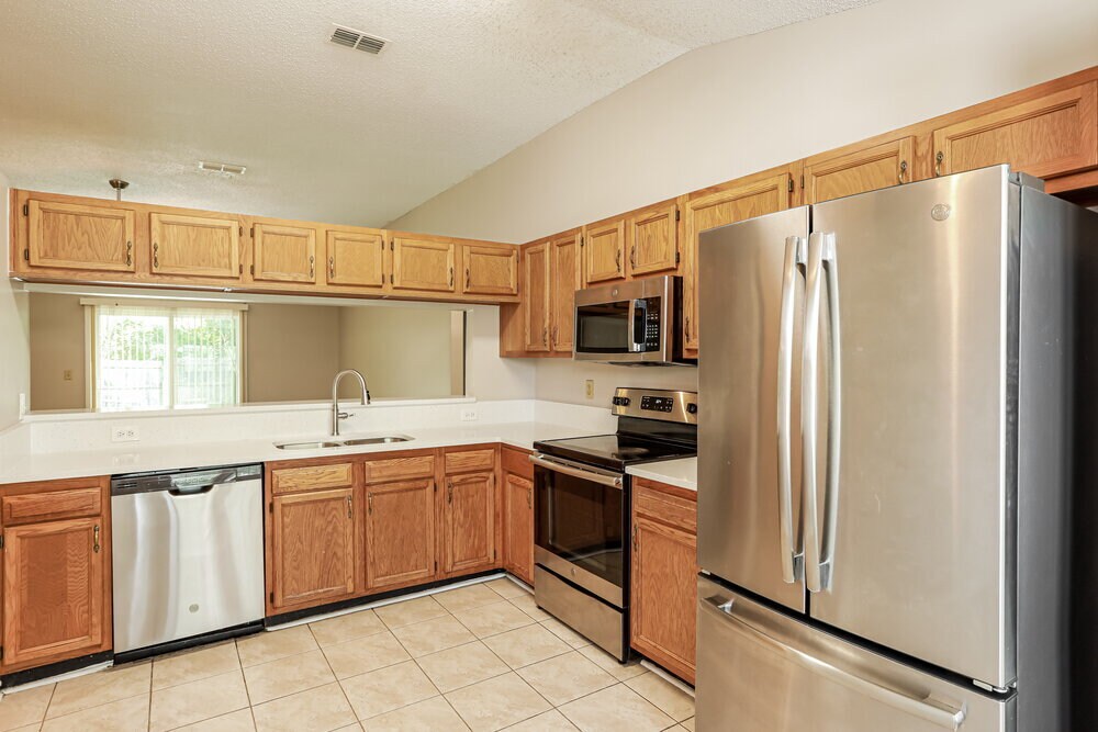 Building Photo - 3402 Westfield Dr