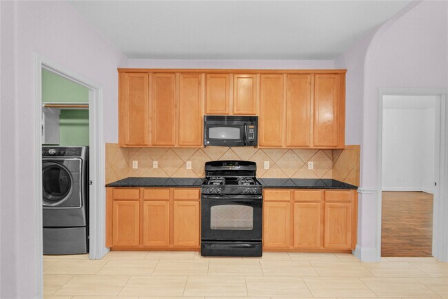 Building Photo - 1403 Lochstone Dr