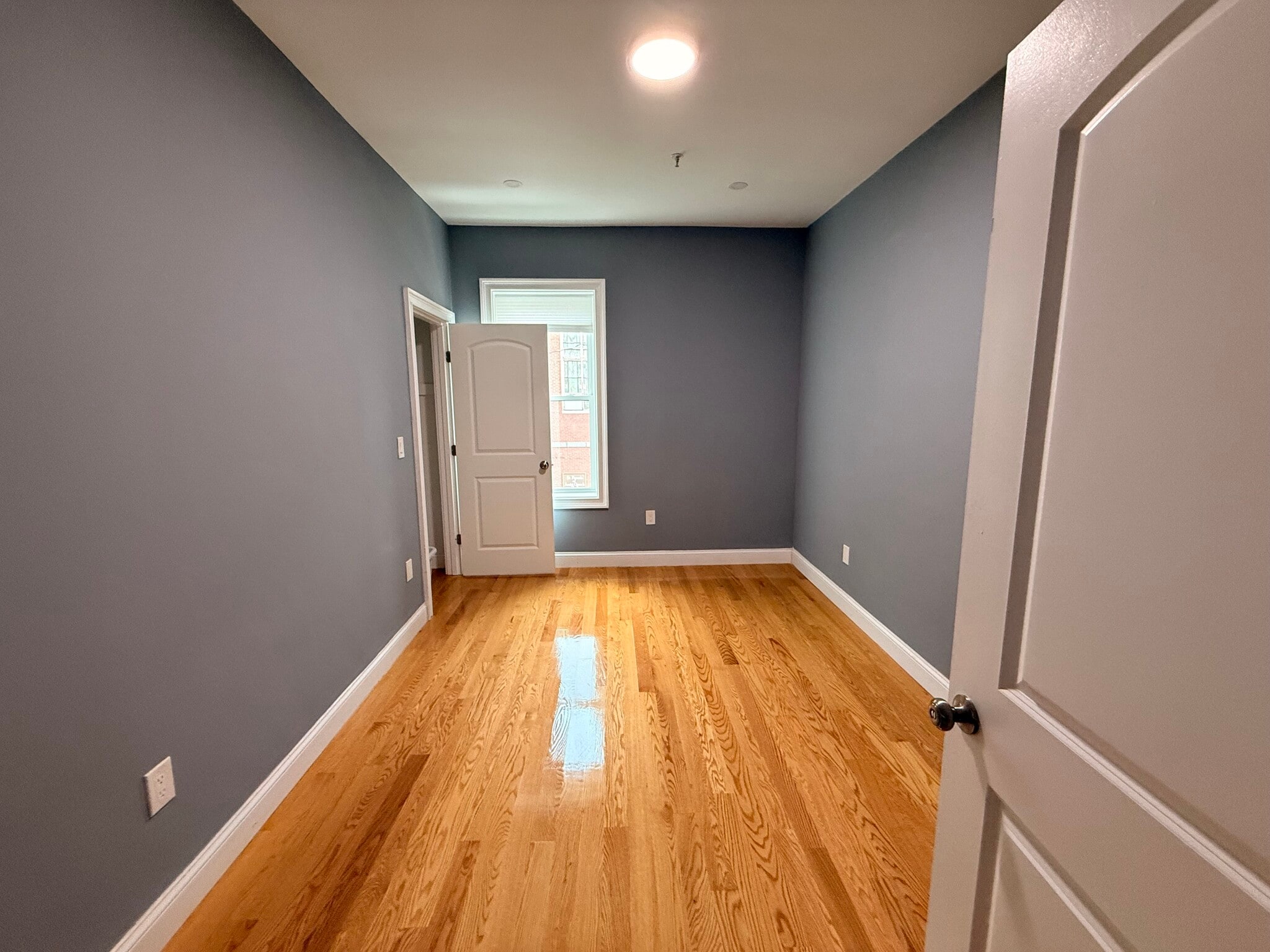 Building Photo - 339 Cambridge St