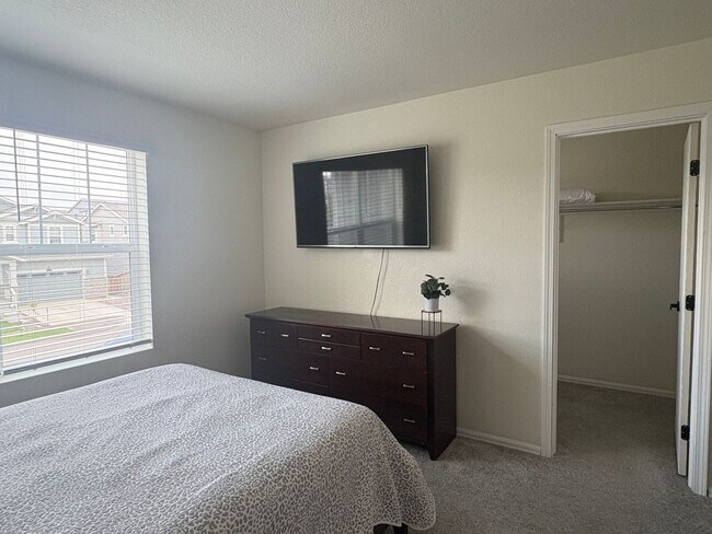 Building Photo - 9541 Pagosa St