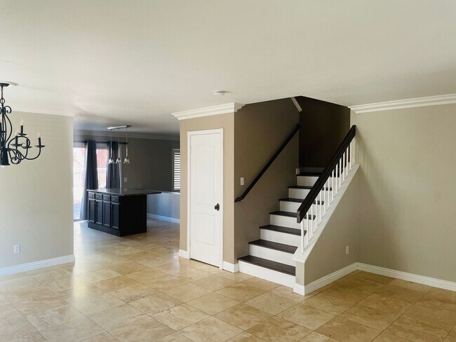 Building Photo - 4 Bed Pool House for Rent in Wildomar