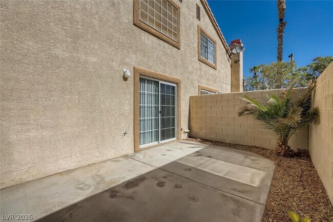 Building Photo - 7700 Almeria St