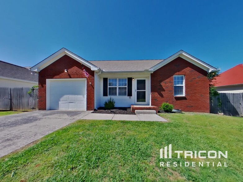 Building Photo - 1329 Christine Dr