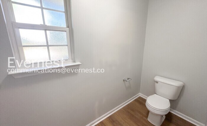 Building Photo - 113 Coldsprings Dr