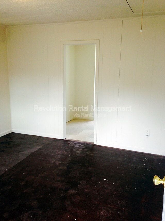 Building Photo - 721 English St