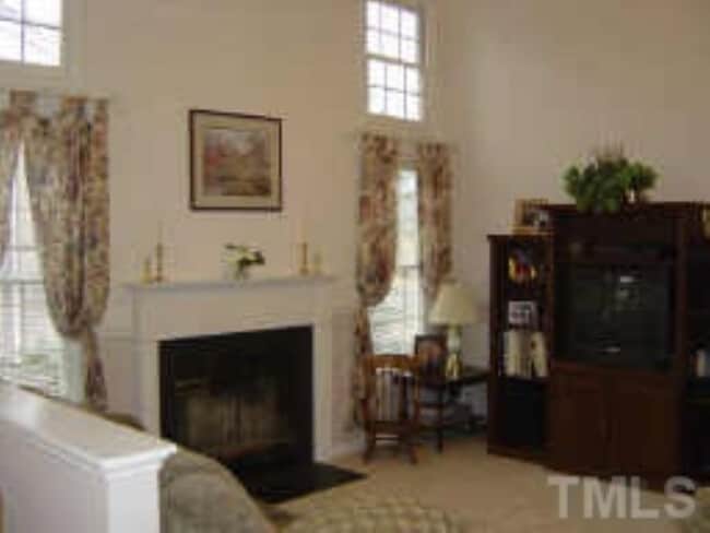 Building Photo - 211 Swansboro Dr