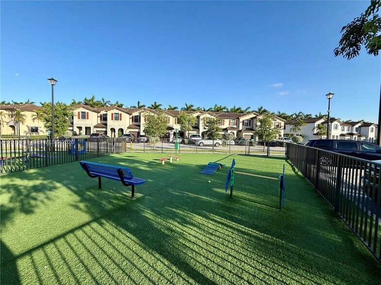 Building Photo - 11313 SW 250th Terrace