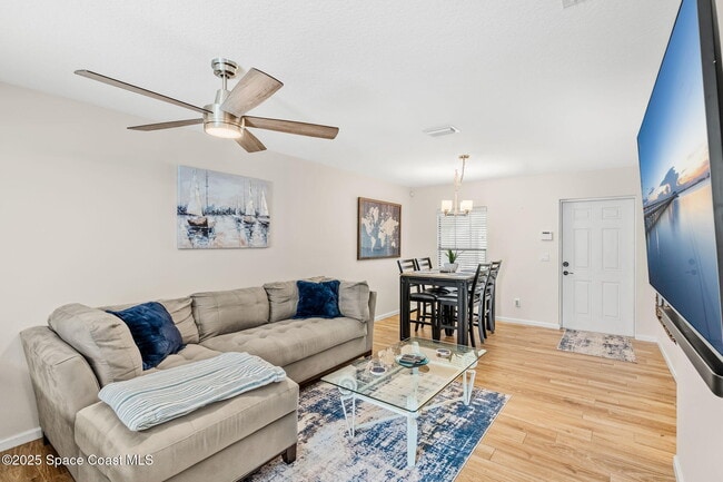 Building Photo - 1030 Luminary Cir