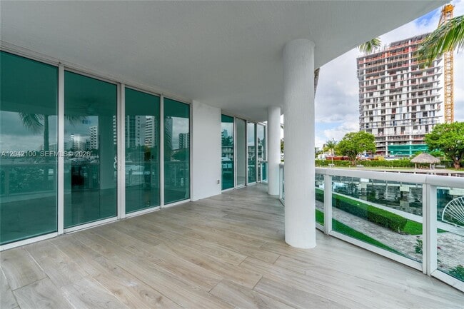 Building Photo - 7914 Harbor Island Dr