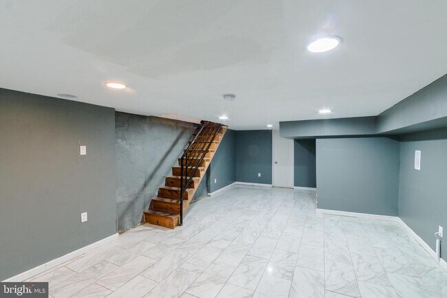 Building Photo - 1829 N 27th St