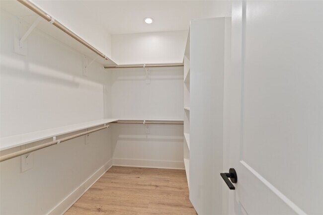 Building Photo - 4109 Hare St