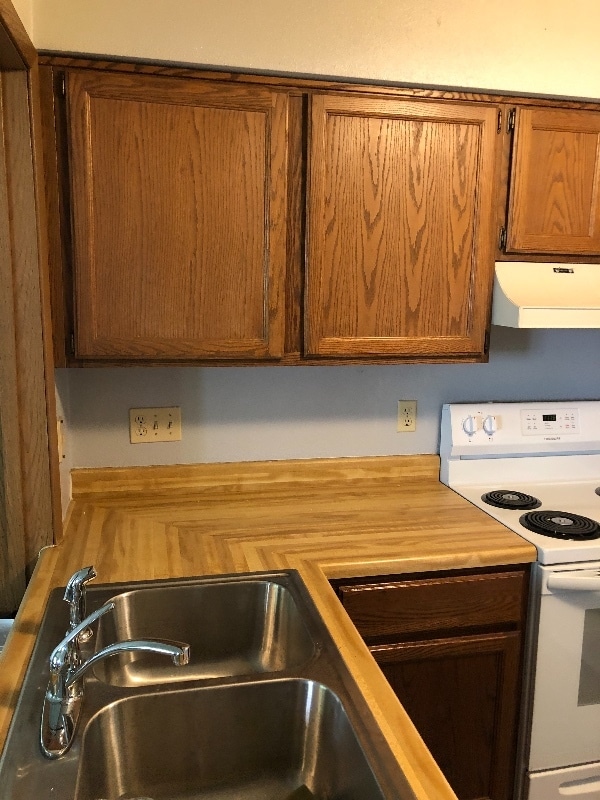Building Photo - 2620 Westwinds Dr