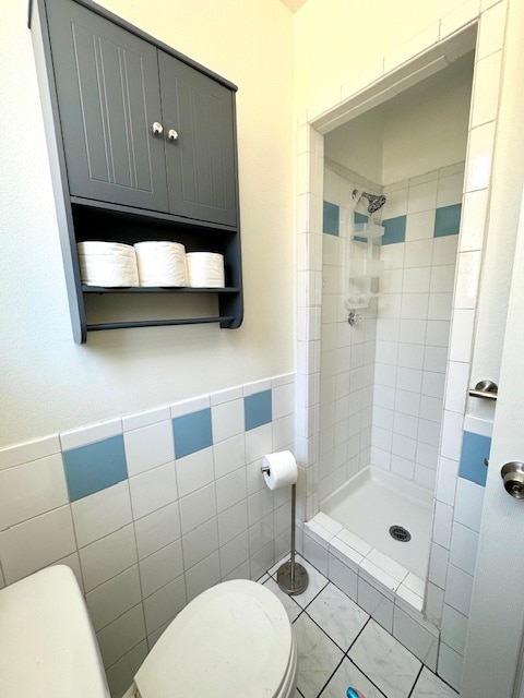master shower - 620 Van Wig Ave