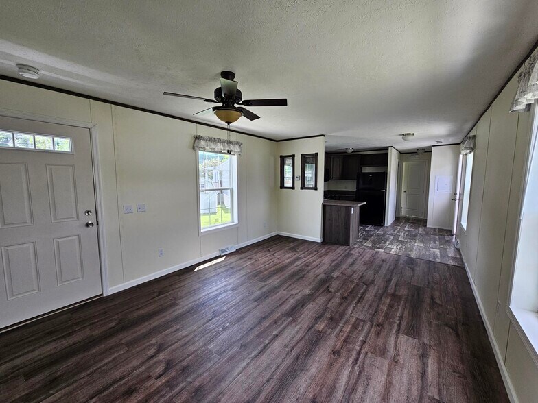 Building Photo - 50 Sunnyfield Dr