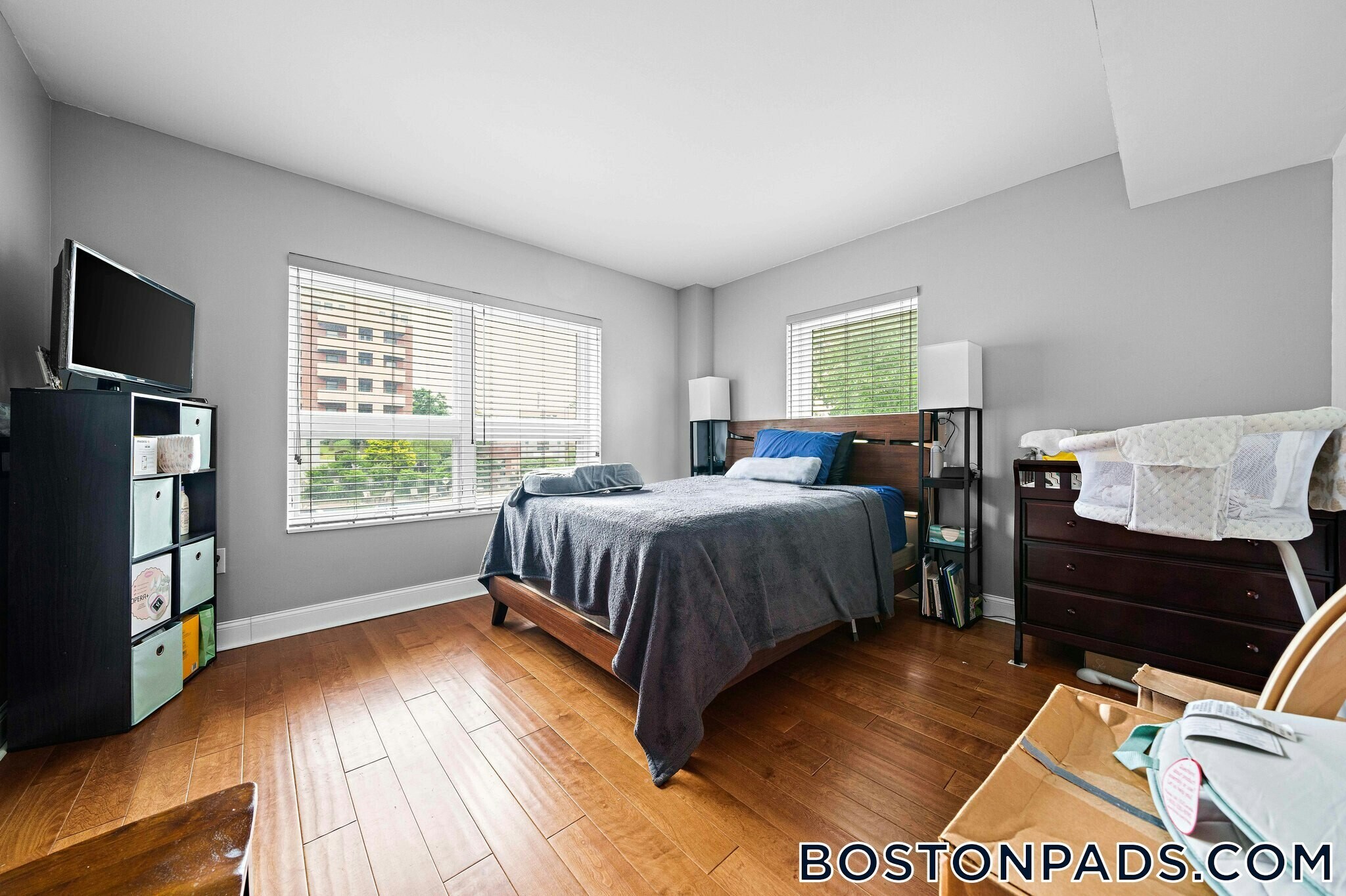 Building Photo - 175 Cottage St