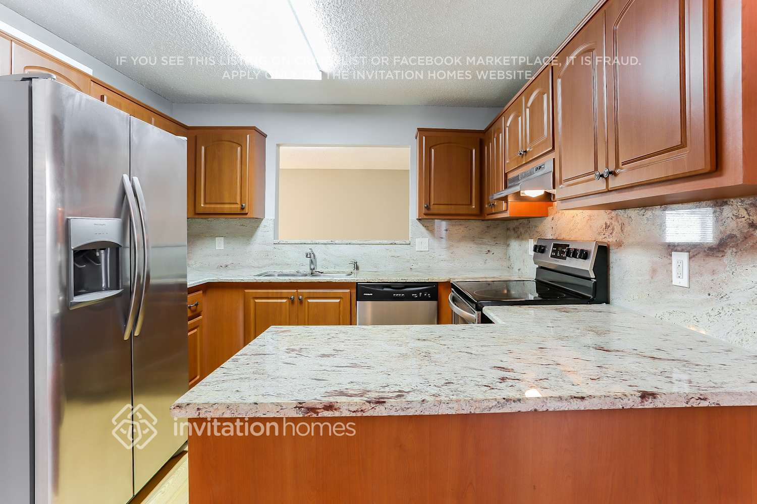 Building Photo - 9422 Saddlebrook Dr