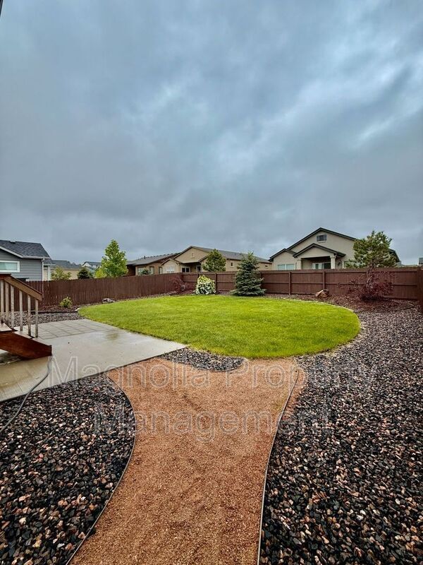 Building Photo - 3333 Bright Moon Dr