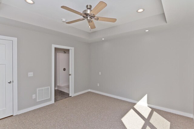 Building Photo - Newer Construction Close to Downtown Asheville