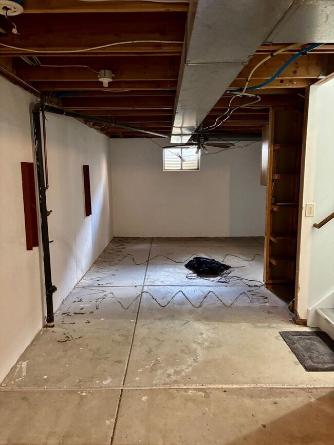 Building Photo - Remodeled 3bd 2ba ready for rent in Fox Hill neighborhood Aurora CO