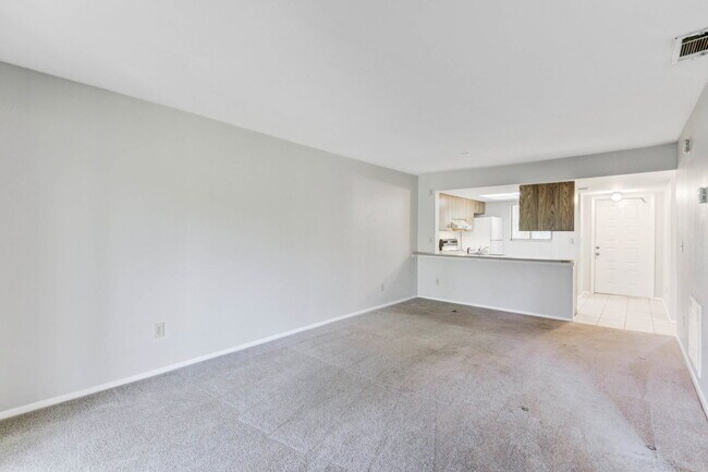 Building Photo - 2955 Dove Haven Ct