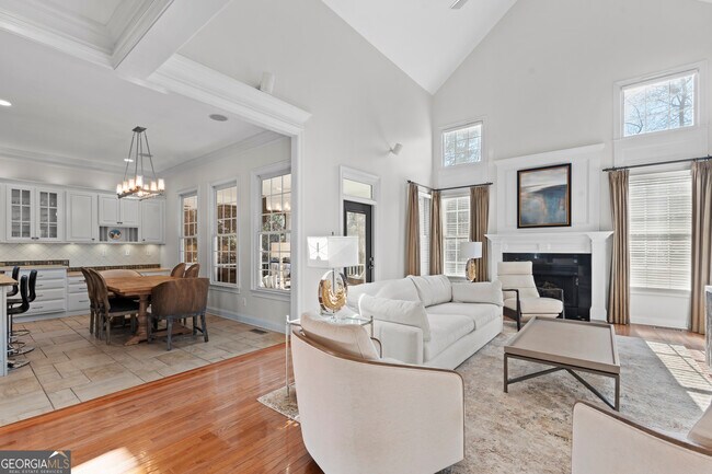 Building Photo - 102 N Cove Dr