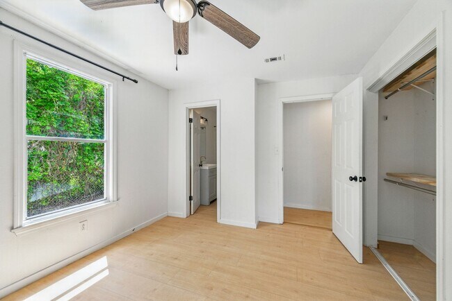 Building Photo - Remodeled 3 Bed/2 Bath Home with Bonus Upper Room Near Booming 9 Mile Rd Hub