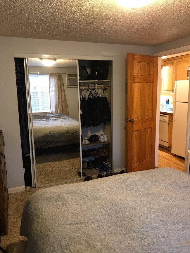 Building Photo - 155 S Pennsylvania St