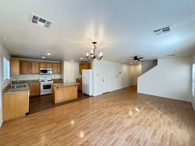 Building Photo - LIBERTY AT WARM SPRINGS