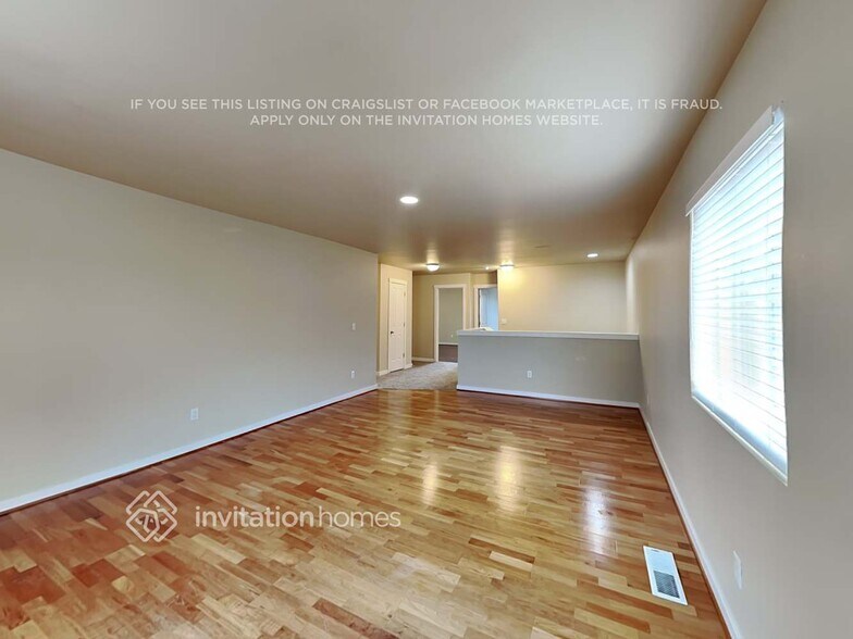 Building Photo - 14102 11th Pl W