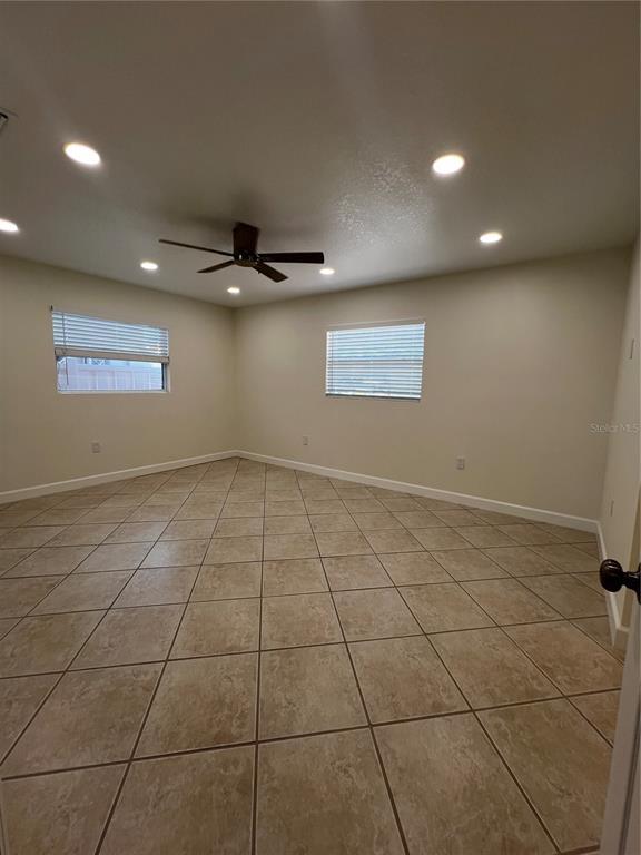 Building Photo - 137 175th Terrace Dr E