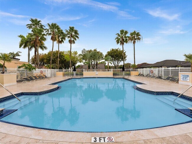 Building Photo - 7879 NW 193rd Ter