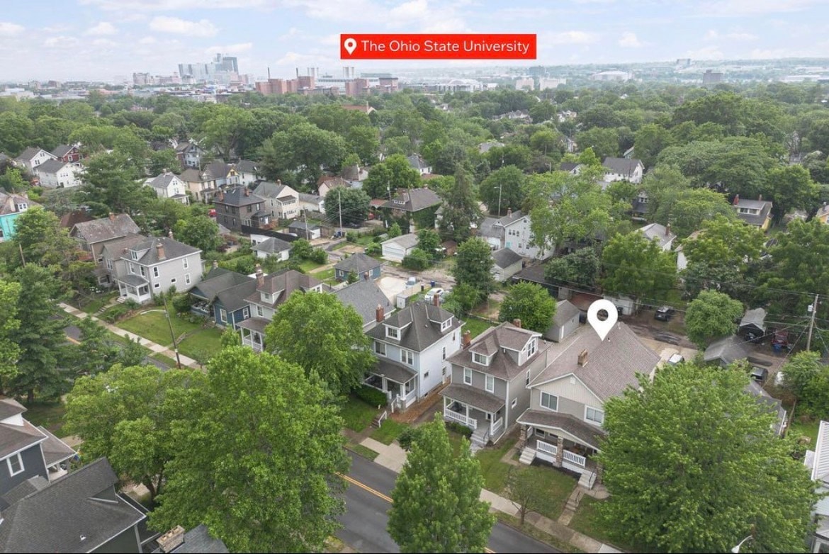 Building Photo - 2411 Indianola Ave