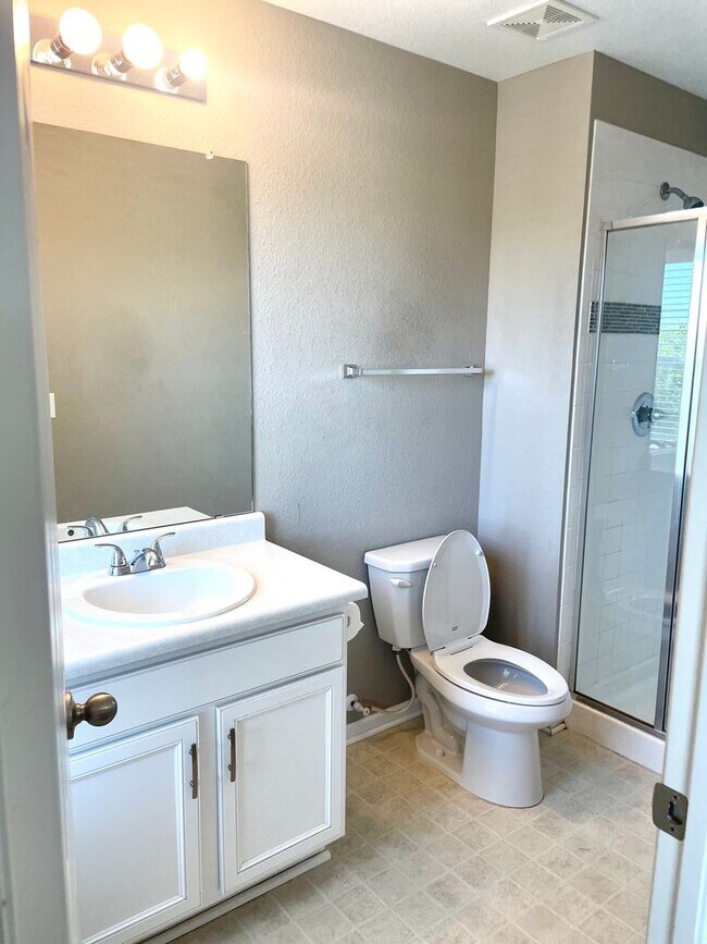 Building Photo - Home for rent in the Traditions neighborhood Aurora CO 80018