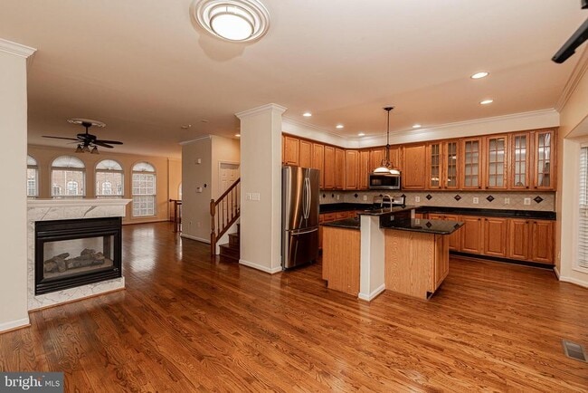 Primary Photo - 13638 Cedar Run Ln
