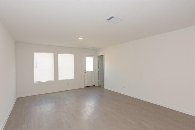 Building Photo - 149 Star Packer Ln