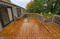 Building Photo - 8905 Bluffwood Ln