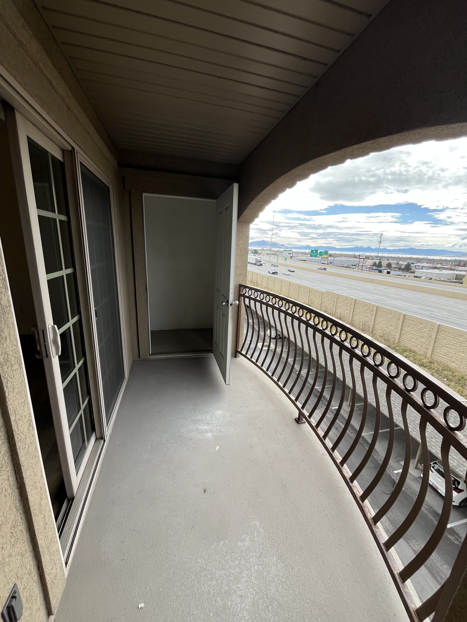 Balcony Storage - 235 N 1200 W