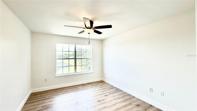 Building Photo - 51 Andora Ct