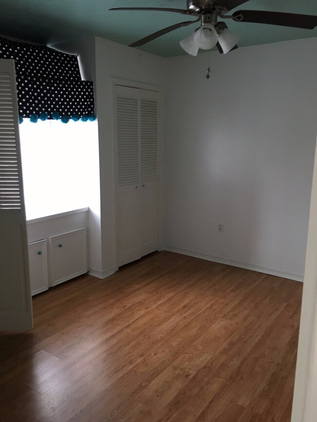 Building Photo - Great 3 Bed / 2 Bath For Rent in Madison