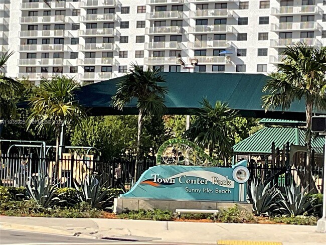 Building Photo - 200 172nd St