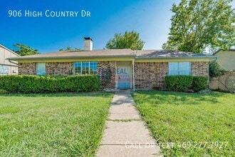 Building Photo - 906 High Country Dr