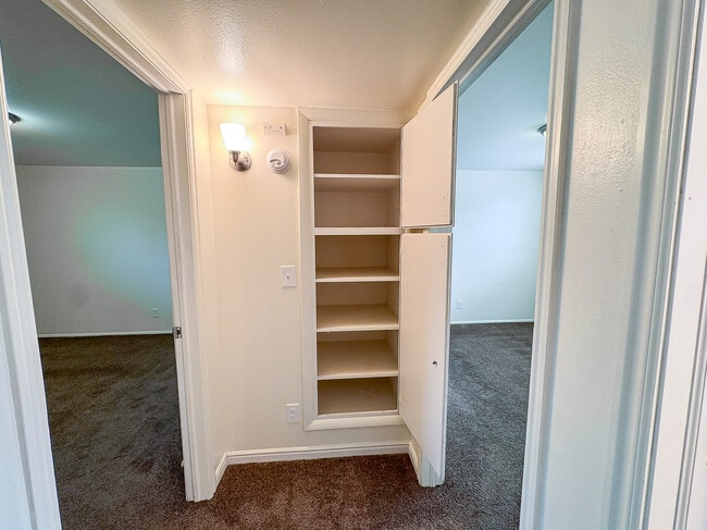 Building Photo - 361 S 150 W